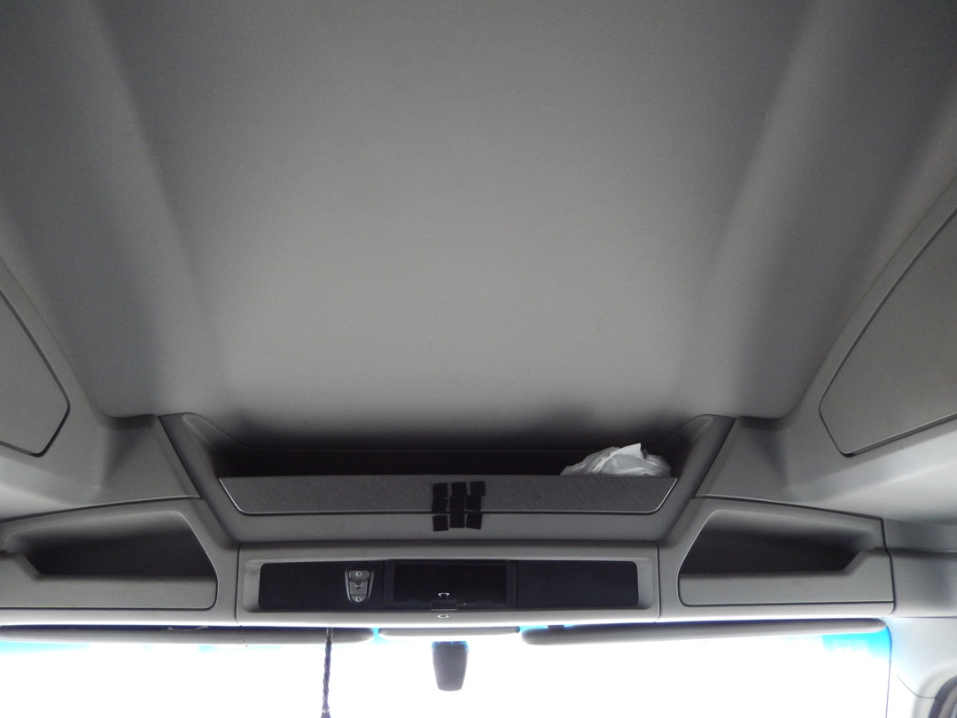 2017 KENWORTH T680 - Image 13